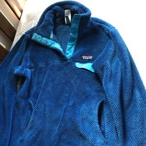 Women’s small blue Snap-T Patagonia pullover